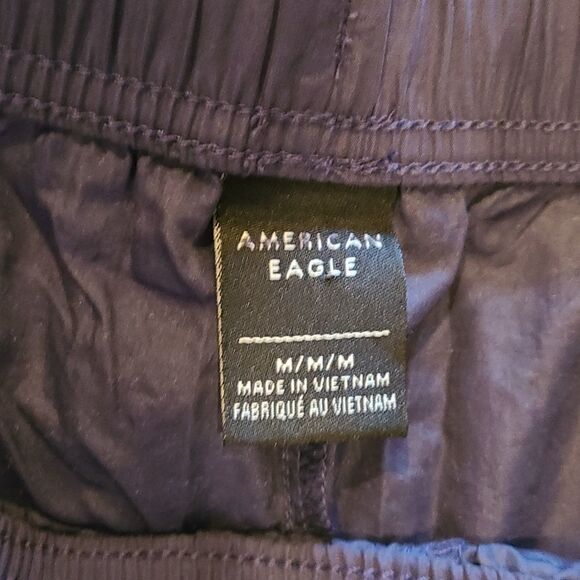 American eagle womens navy blue and white nylon shorts‎ size medium - Picture 2 of 4